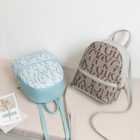 Mini Zaino Moda Donna Pelle PU Lucky Girl Stampa Lettere Casual Viaggio Scuola Daypack Con Foro Per Auricolari