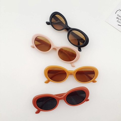Kids Oval Sunglasses Retro UV400 Protection Resin Frame Outdoor Fashion Eyewear For Boys And Girls