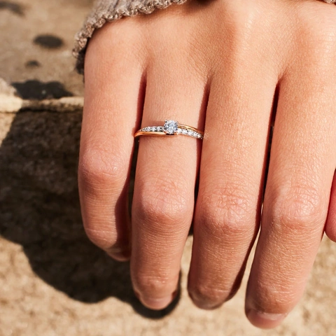 Anello Incrociato Bicolore in Argento Sterling 925 Minimalista per Donna Elegante Anello con Strass Gioielli alla Moda Regalo
