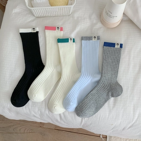 Damen Crew Socken Gekämmte Baumwolle Rippstrick Kontrastfarben Cartoon Aufnäher Dünn Atmungsaktiv Lässig Japanischer Stil