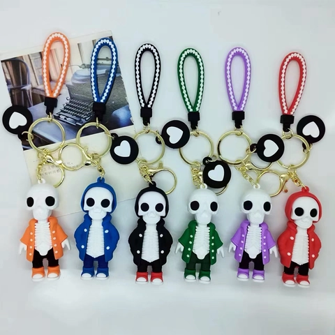 Cartoon Totenkopf Schlüsselanhänger PVC Silikon Hoodie Figur Mit Herzanhänger Geflochtenem Armband Neuheit Taschenanhänger