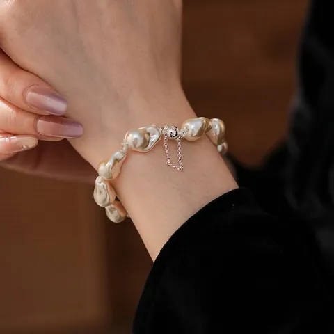 French Vintage Baroque Irregular Artificial Pearl Bracelet For Women With Metal Clasp And Safety Chain Elegant Jewelry Accessory