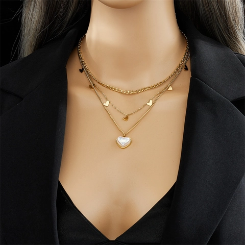Layered Titanium Steel Necklace For Women Gold Heart Pendant Necklace With Artificial Pearl Luxury Fashion Clavicle Chain Jewelry