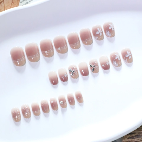 Elegant Pink Gradient Press On Nails With White Flower Rhinestone Decorative Short Round Artificial Fake Fingernails For Women