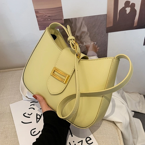 Borsa Sottobraccio Da Donna In Pelle PU Moda Mezzaluna Borsa Baguette Fibbia Dorata Tracolla Regolabile Stile Vintage Francese