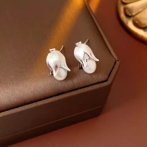 Boucles D'Oreilles Künstliche Perles Tulipe Avec Tige En Argent Bijoux Fleur En Cuivre Brossé Mat Rétro Français Pour Femmes