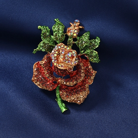 Vintage Alloy Rhinestone Rose Flower Brooch For Women Fashion Winter Coat Pin Elegant Botanical Bouquet Jewelry Accessory Gift