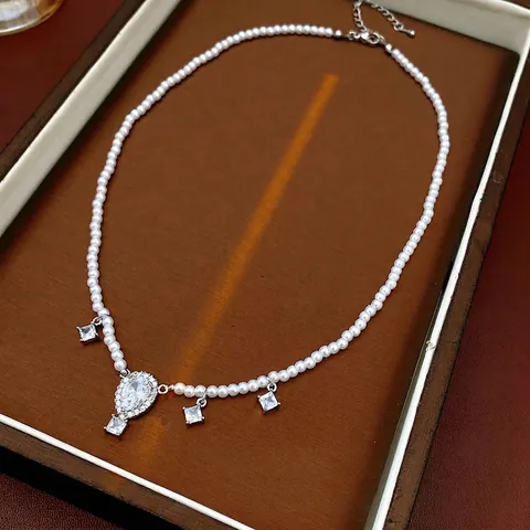 Elegante Collar De Perlas Artificiales De Imitación Con Colgante De Circonita Cúbica En Gota De Agua Joyería De Cobre Mujer