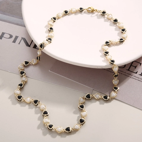 Elegante Collar Corazón Cobre Cuentas Blanco Negro Incrustación Cadena Clavícula Estilo Coreano Accesorio Joyería Mujer