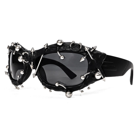 Occhiali Da Sole Punk Gothic Con Borchie Montatura PC Irregolare Punte Metalliche Occhiali All'Avanguardia Unisex