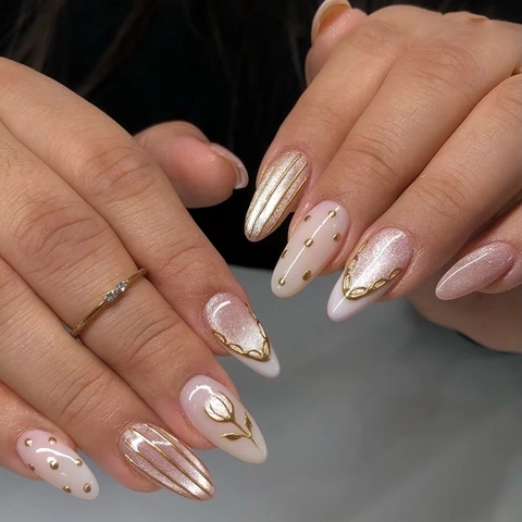 Press On Nails Cat Eye Pink Almond False Nail Tips Gold Flower Pattern Detachable Manicure Decoration Women