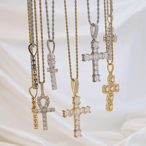 Fashion 18K Gold Plated Brass Zirconia Cross Pendant Necklace For Women Religious Iced Out Hip Hop Ankh Life Symbol Jewelry Retro Party Gifts