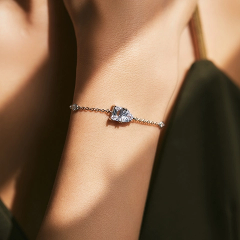 Bracciale In Argento Sterling 925 Da Donna Zirconia Cubica Taglio Smeraldo E Cuore Doppia Pietra Catena Sottile Regolabile Elegante