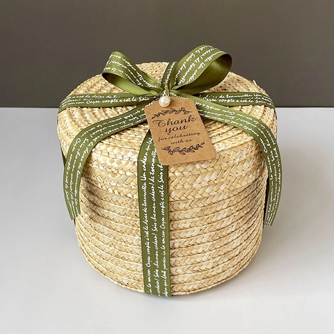 Round Woven Storage Basket Natural Wheat Straw Gift Container With Lid Ribbon Decor Handmade Pastoral Wedding Souvenir Packaging