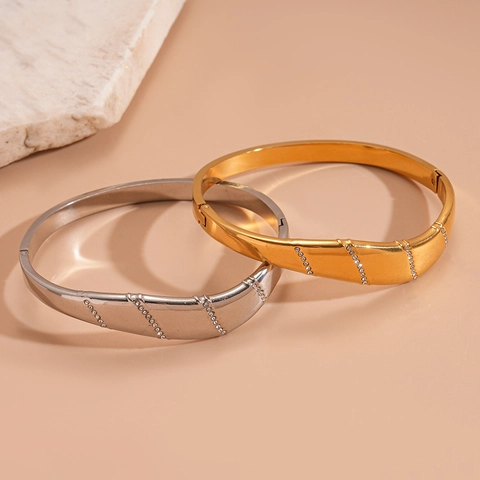 Bracelet Jonc En Acier Inoxydable Design Géométrique Irrégulier Avec Strass Style Heavy Metal Bijoux Mode Femme