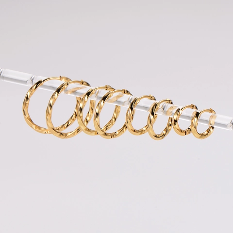 Minimalisti Orecchini a Cerchio Torsione Acciaio Inossidabile Placcato Oro Texture Corda Geometrica Fibbie Orecchio Gioielli