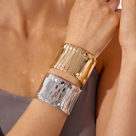 Breites Metall Manschetten Armband Unregelmäßig Geometrisch Rippentextur Offener Reif Minimalistischer Chic Schmuck Damen