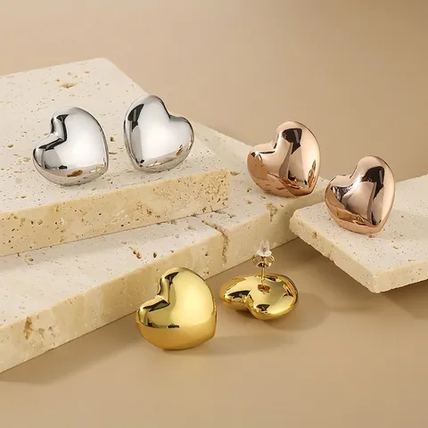 Pendientes De Botón Corazón Hueco 3D Acero Inoxidable 316L Pulido Liso Estilo Ins Joyería Versátil Para Mujeres