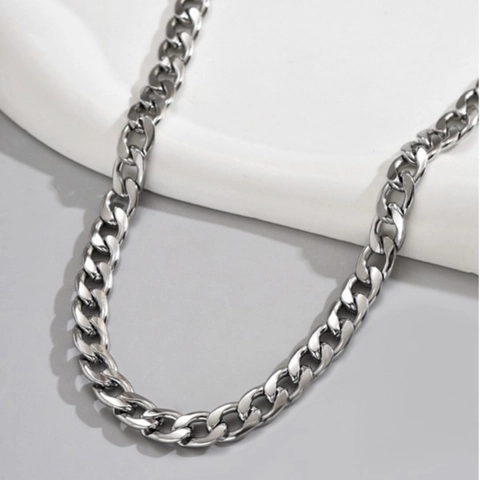 Stainless Steel Cuban Link Chain Necklace For Men Hip Hop Fashion Jewelry Polished Silver Color Classic Minimalist Style