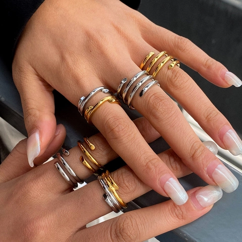 Minimalistischer Spiral Mehrlagiger Ring Für Damen Edelstahl Wasserdicht Hypoallergen Stapelbar Trendiger Modeschmuck