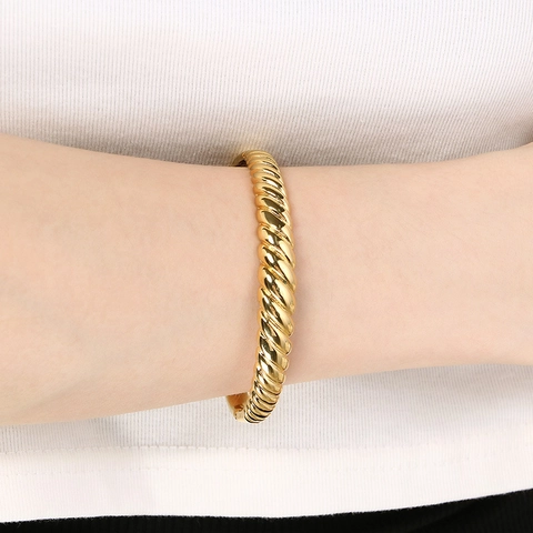 Bracciale Rigido In Acciaio Inossidabile Da Donna Forma Di Cuore Corda Intrecciata Trama Ondulata Elegante Chic Apertura A Cerniera