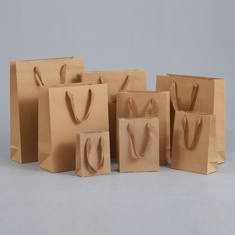 Kraft Paper Gift Bags With Woven Handles Heavy Duty Recyclable Tote For Shopping Party Favors Clothing Packaging