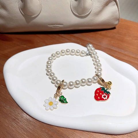Porte-clés Fraise Champignon Bijou De Sac Alliage Émail Marguerite Cœur Nœud Clochette Décoration Kawaii Pour Femmes