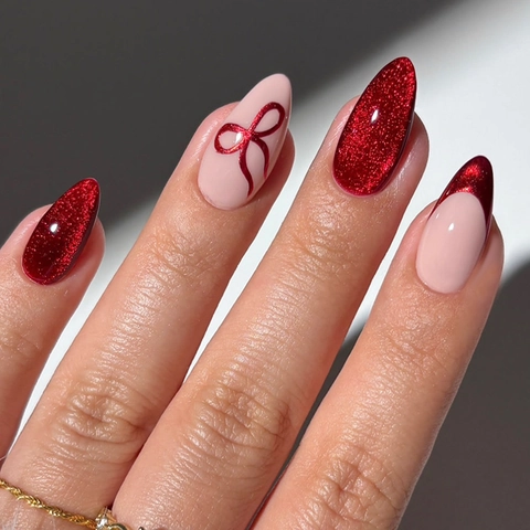 Unghie Finte A Mandorla Plastica ABS Rosso Occhio Di Gatto Design Con Fiocco Stile Francese Eleganti Lucide Da Donna
