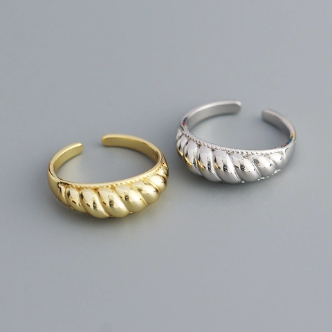 925 Sterling Silver Croissant Twisted Open Ring Adjustable Minimalist Retro Fashion Jewelry Women