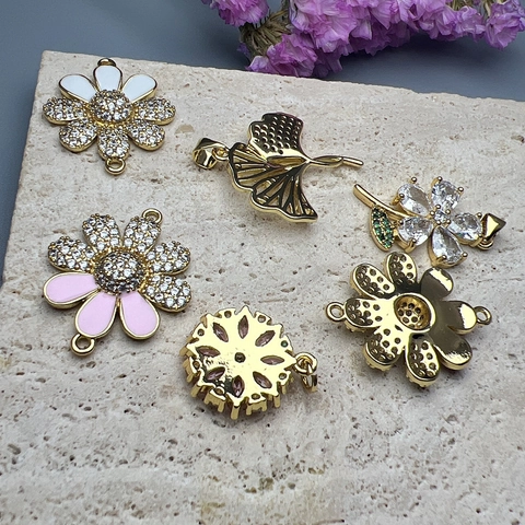 Margarita Hoja De Ginkgo Flor Dijes Cobre Chapado En Oro Micro Pavé Circón Esmalte Joyería DIY Accesorios