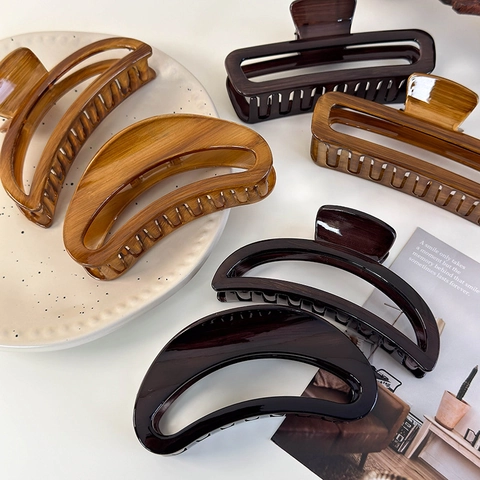Vintage French Hollow Hair Claw Clips Large Rectangular Crescent Acrylic Wood Grain Pattern Strong Hold Hair Accessories