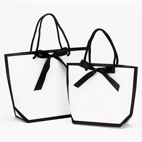 Gift Bags White Cardboard Black Border Ribbon Bow Handles Minimalist Elegant Favor Packaging Shopping Tote Bag