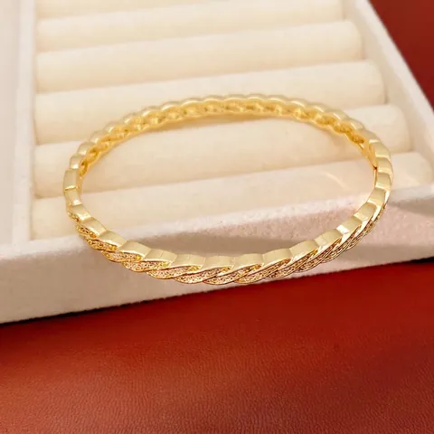 Bracciale Rigido A Corda Intrecciata Placcato Oro Rame Pavé Zircone Elegante Minimalista Gioielli Di Moda Per Donne