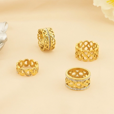 Fashion Stainless Steel Hollow Infinite Symbol Heart Rings For Women Inlaid Rhinestone Gold Silver Color Band Jewelry