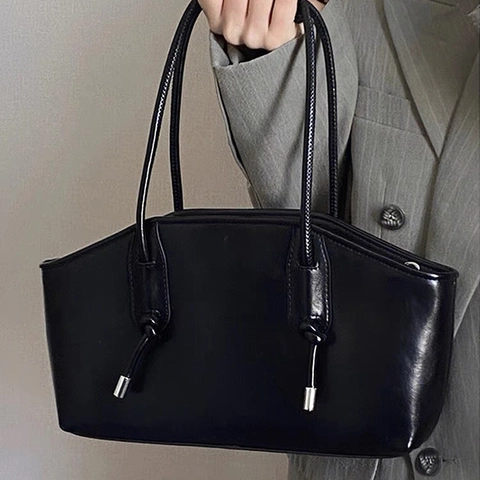 Borsa A Spalla Minimalista In Pelle PU Lucida Per Donna Grande Capacità Borsa Sottobraccio Con Tracolla Annodata E Punte In Metallo