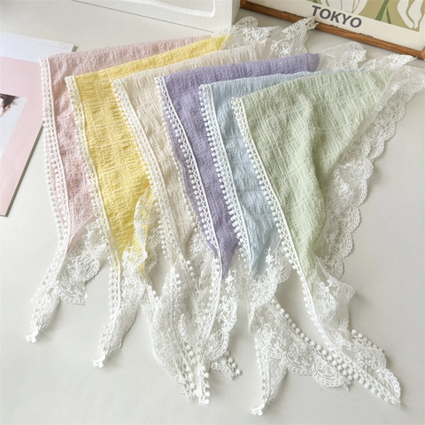 Vintage Lace Triangular Headscarf French Pastoral Style Headband With Pompoms Wrinkled Fabric Hair Accessory For Women
