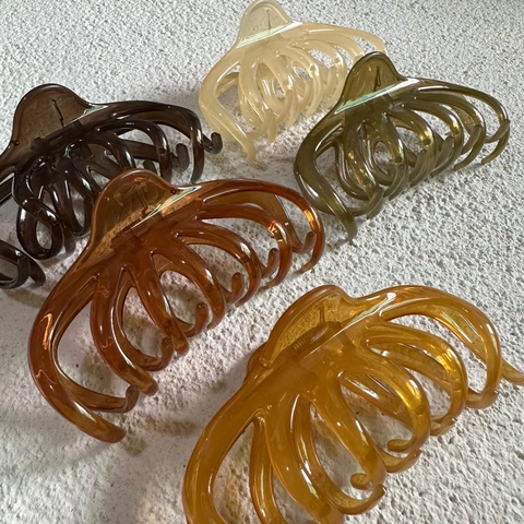 Large Hair Claw Clip Jelly Resin Octopus Claw Strong Hold Elegant Korean Style Hair Accessories For Women