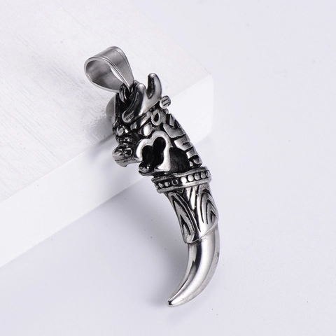 Vintage Dragon Tooth Pendant Necklace For Men Retro Punk 304 Stainless Steel Wolf Tooth Gothic Hip Hop Jewelry