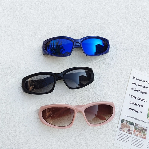 Kids Sunglasses UV400 Protection Resin Frame PC Lens Retro Sporty Y2K Style Trendy Eyewear For Boys And Girls