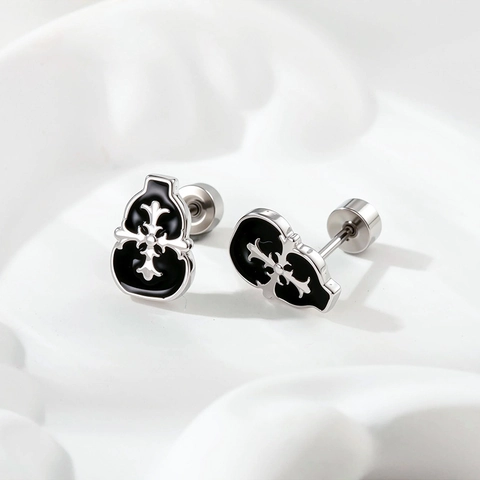 Gothic Gourd Shape Titanium Steel Stud Earring Vintage Cross Pattern Helix Piercing Jewelry With Screw Back