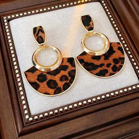 Orecchini Pendenti Geometrici Vintage Con Stampa Leopardata Con Cornice In Lega Di Crine Di Cavallo Artificiale E Perno In Argento Per Donna