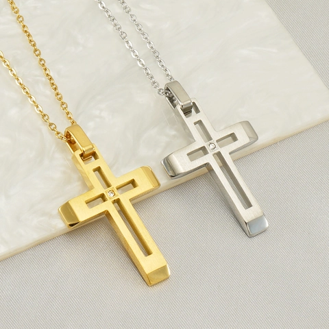 Collana Hip Hop con Pendente a Croce in Acciaio Inossidabile per Uomo Donna Placcata Oro 18K Strass Gioielli Streetwear