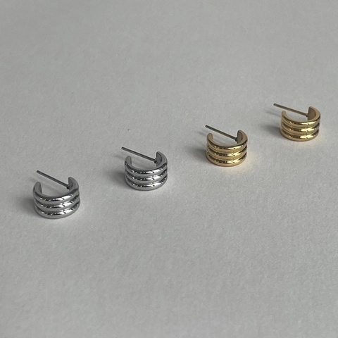 Dreilagige Gerippte C-Förmige Ohrstecker Legierung Mit 925 Sterling Silber Ohrringpfosten Minimalistische Mode Für Damen