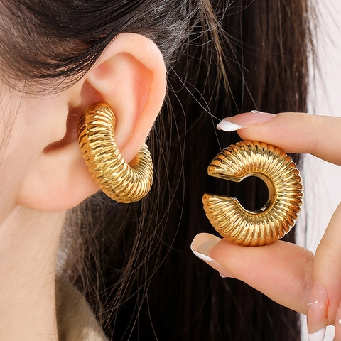 French Style C Shape Hoop Earrings Stainless Steel Croissant Ribbed Texture Hollow Geometric Clip On Jewelry For Women
