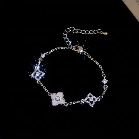 Mother Of Artificial Pearl Flower Bracelet For Women Sparkling Zircon Inlaid Adjustable Chain Elegant Korean Style Jewelry Gift