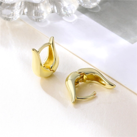 Huggie Earrings Polished Gold Plated Copper Geometric U Shape Water Drop Minimalist Retro Fashion For Women Elegant Accessory