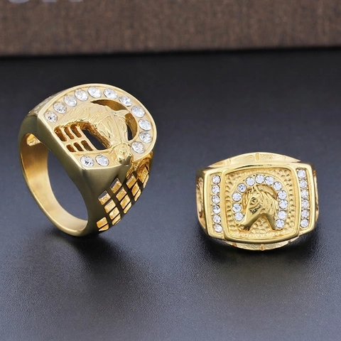 Stainless Steel Men Ring Horse Head Horseshoe Relief Inlaid Rhinestone Hip Hop Retro Fashion Jewelry