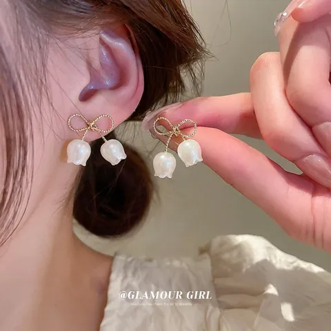 Bloemen Kunstparel Hangende Oorbellen Met Zilveren Oorsteker Frans Retro Ontwerp Roos Tulp Strik Elegante Sieraden Voor Dames
