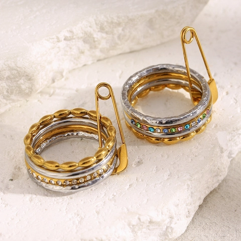 Anillo Sovrapposto A Quattro Strati Placcato Oro 18K Acciaio Inossidabile Spilla Da Balia Zirconia Colorata Gioielli