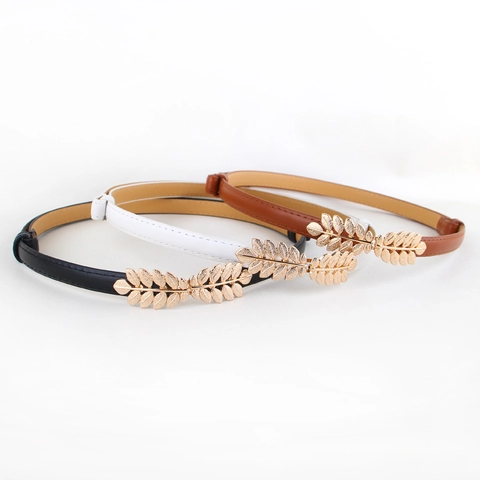 Cintura Sottile da Donna in Pelle PU Con Fibbia in Lega a Forma di Foglia d'Oro Cinturino Regolabile per Abiti Camicie Cintura di Moda Versatile